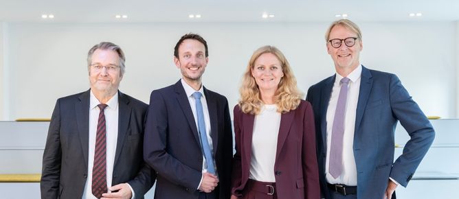 Dr. Andreas Meyerthole - Tommy Berg - Carina Götzen - Onnen Siems